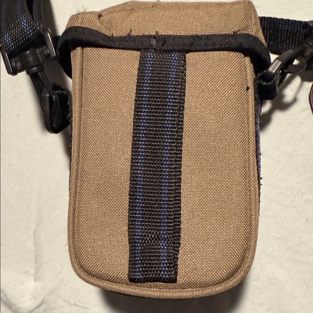 FUJIFILM DISCOVERY 290 ZOOM DATE PHOTO CAMERA W/ SHOULDER STRAP & SAMSONITE CASE